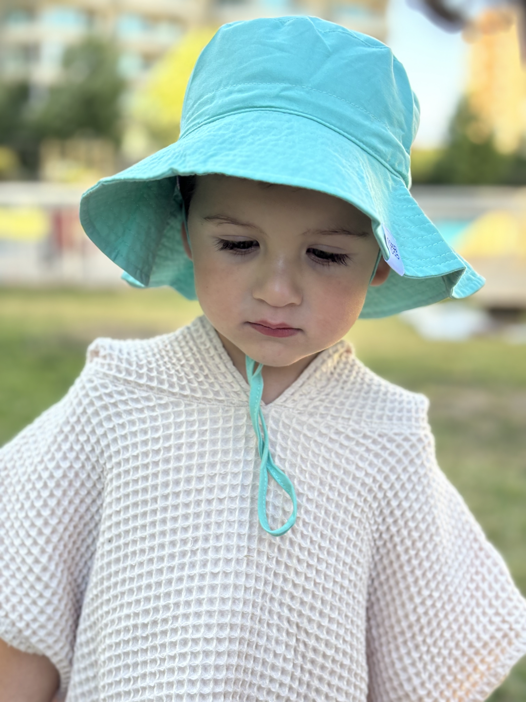 Gorro Bucket Verde para Bebés y Niños Ajustable 100% Algodón